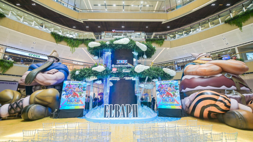 The Giants of Elbaph from ONE PIECE Take Over The Block at SM North EDSA, Philippines